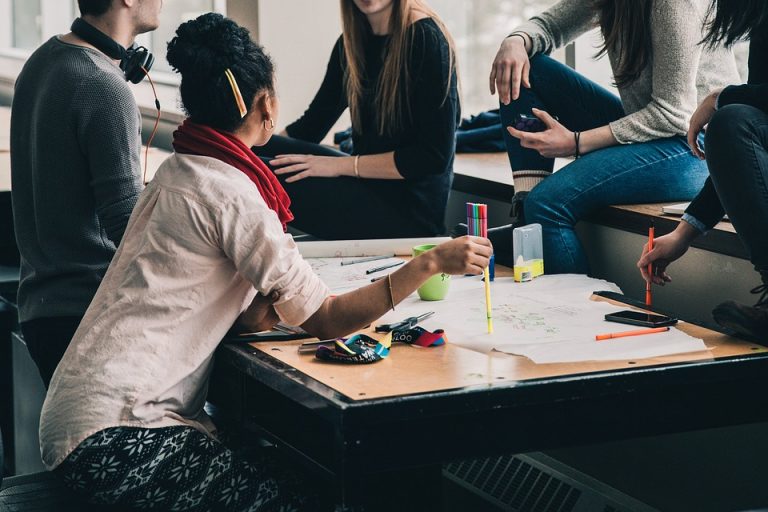 Solliciter un cabinet d’études spécialisé : une nécessité pour réussir la création d’un espace commercial !